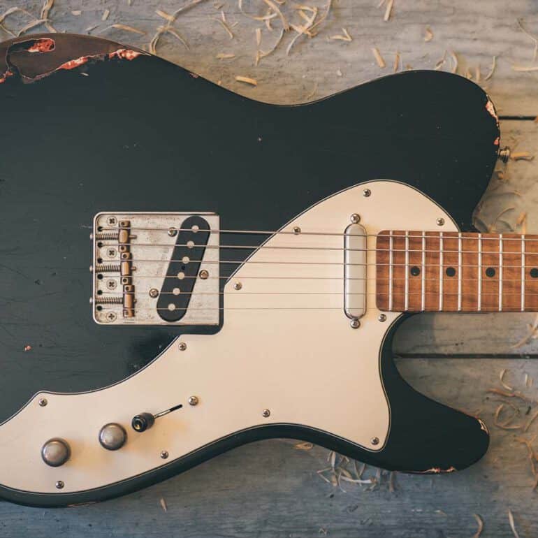 Foto von Gitarre Felina